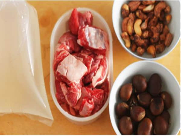 Lý do nên làm món bò hầm hạt dẻ?