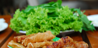 Nem nướng Ninh Hòa món ngon hấp dẫn ở Nha Trang