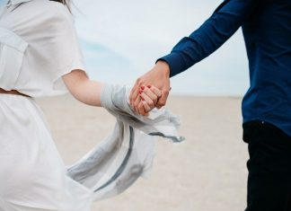 Chòm sao sống hạnh phúc bên nhau