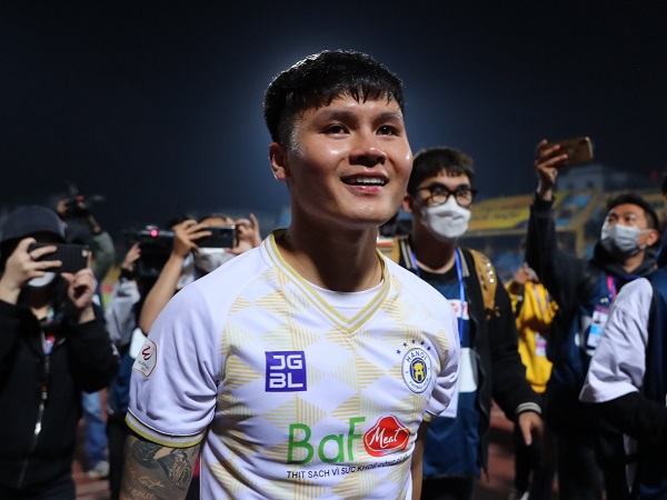 Bóng đá Việt Nam tối 31/5: Quang Hải bị hàng loạt CLB châu Âu từ chối
