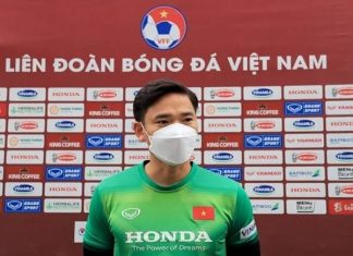 Bóng đá Việt Nam 17/3: Thủ môn Nguyên Mạnh tái phát chấn thương