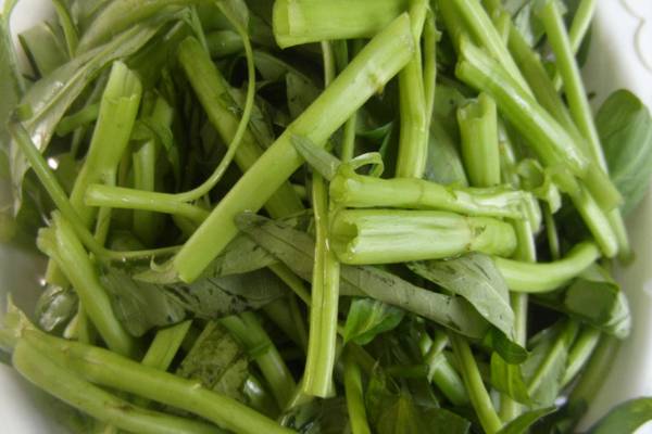 Những sai lầm thường gặp khi luộc rau Những sai lầm thường gặp khi luộc rau