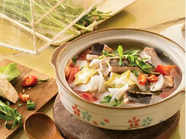 Chia sẻ công thức cách nấu cá đuối canh chua