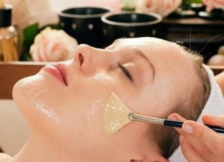 Bật mí 6 tác dụng lòng trắng trứng gà với da mặt