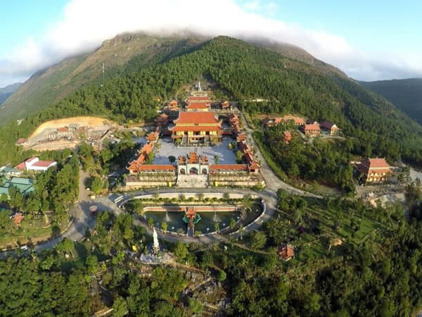 Chùa Lôi Âm – Vẻ đẹp ẩn mình trong núi sâu