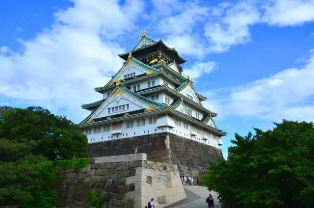 Lâu đài Osaka - biểu tượng văn hóa nhật bản