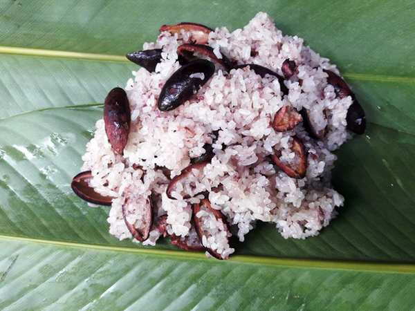 Xôi trám – Món sáng giàu dinh dưỡng