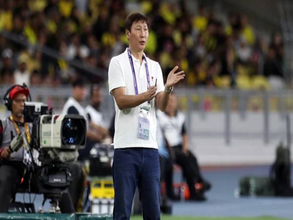 Làn gió mới từ tư duy bóng đá hiện đại