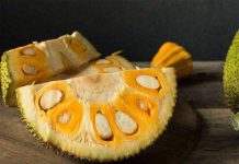 Nằm mơ thấy quả mít là điềm gì, có con số gì phát tài? Mộng thấy bổ quả mít và ăn cùng gia đình